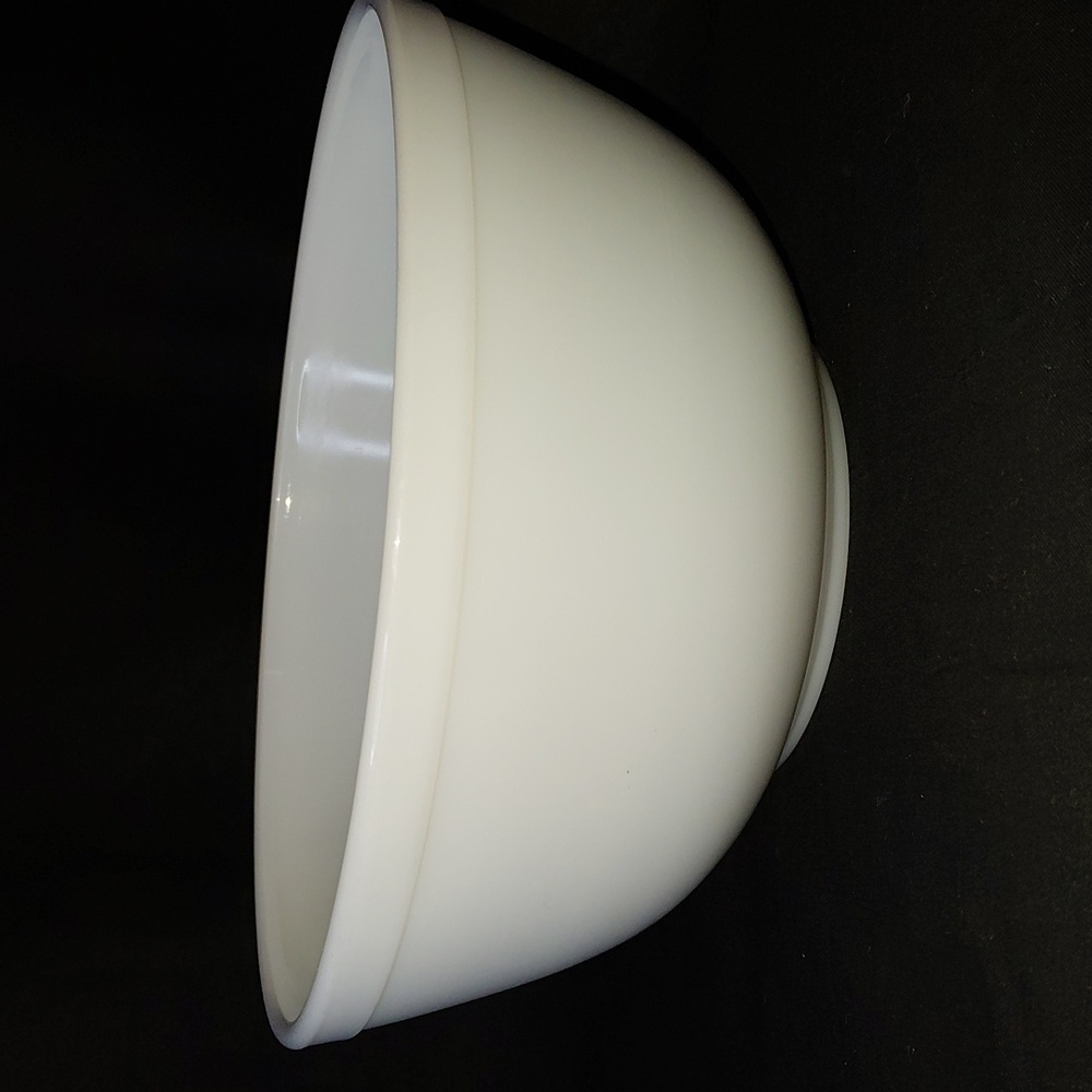 2 Qt PYREX Opal Mixing Bowl?